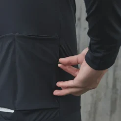 POC Thermische Herentrui - Uranium Zwart -Fiets Vonk Verkoopwinkel 53164 1002 Ms Ambient ThermalJersey UraniumBlack 4 1200x