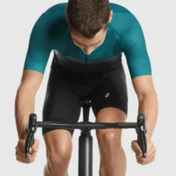 Assos MILLE GT Jersey C2 - Eucalipto Groen 8 Assos MILLE GT Jersey C2 - Eucalipto Groen -Fiets Vonk Verkoopwinkel ASSOS 11 20 311 6H 31