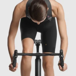 Assos UMA GTV Bib Shorts C2 - Serie Zwart 12 Assos UMA GTV Bib Shorts C2 - Serie Zwart -Fiets Vonk Verkoopwinkel ASSOS 12 10 238 18 31