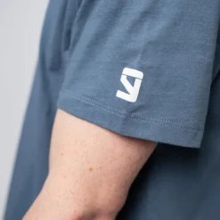 STREET. Gekleurd T-Shirt - Gebruikt Grijsblauw 9 STREET. Gekleurd T-Shirt - Gebruikt Grijsblauw -Fiets Vonk Verkoopwinkel DSC9431 1800x1800