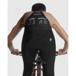 Assos TRAIL Winter Cargo Broek Zwart Serie 9 Assos TRAIL Winter Cargo Broek Zwart Serie -Fiets Vonk Verkoopwinkel assos trail winter cargo pants black series 1 1088716