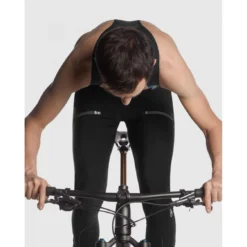 Assos TRAIL Winter Cargo Broek Zwart Serie 7 Assos TRAIL Winter Cargo Broek Zwart Serie -Fiets Vonk Verkoopwinkel assos trail winter cargo pants black series 3 1088714